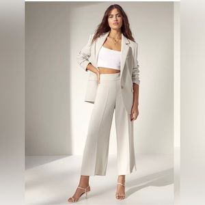 Aritzia Sabina pants NWT